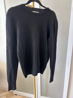Women's Black Cashmere Crewneck Sweater